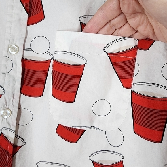 SUPER MASSIVE RED SOLO PING PONG GAME BUTTON FRONT SHIRT - Picture 6 of 10